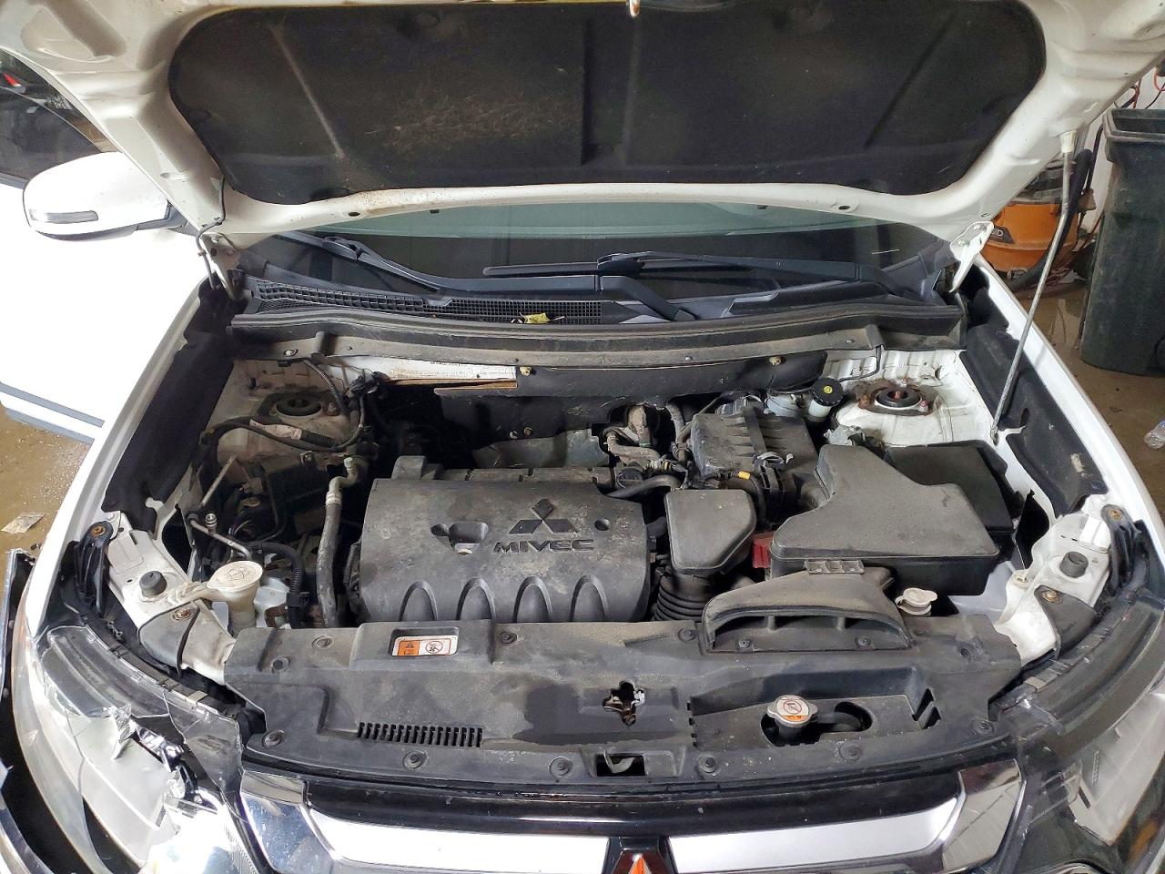 2016 MITSUBISHI OUTLANDER SE photo 23