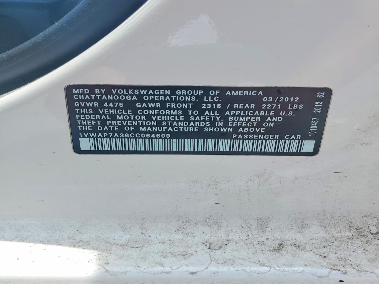 2012 VOLKSWAGEN PASSAT S photo 23