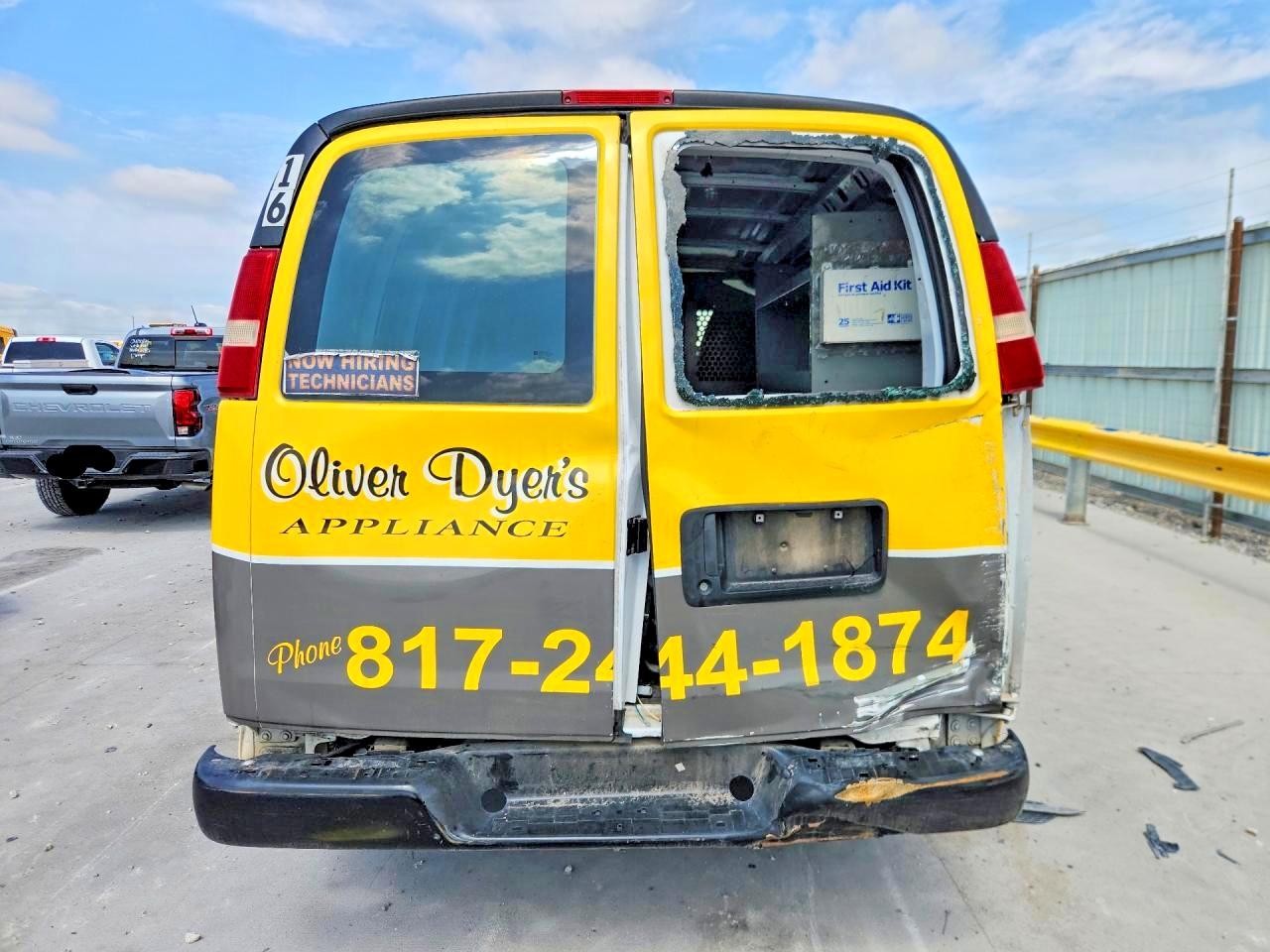 2012 GMC SAVANA 2500 CARGO DELIVERY VAN photo 11