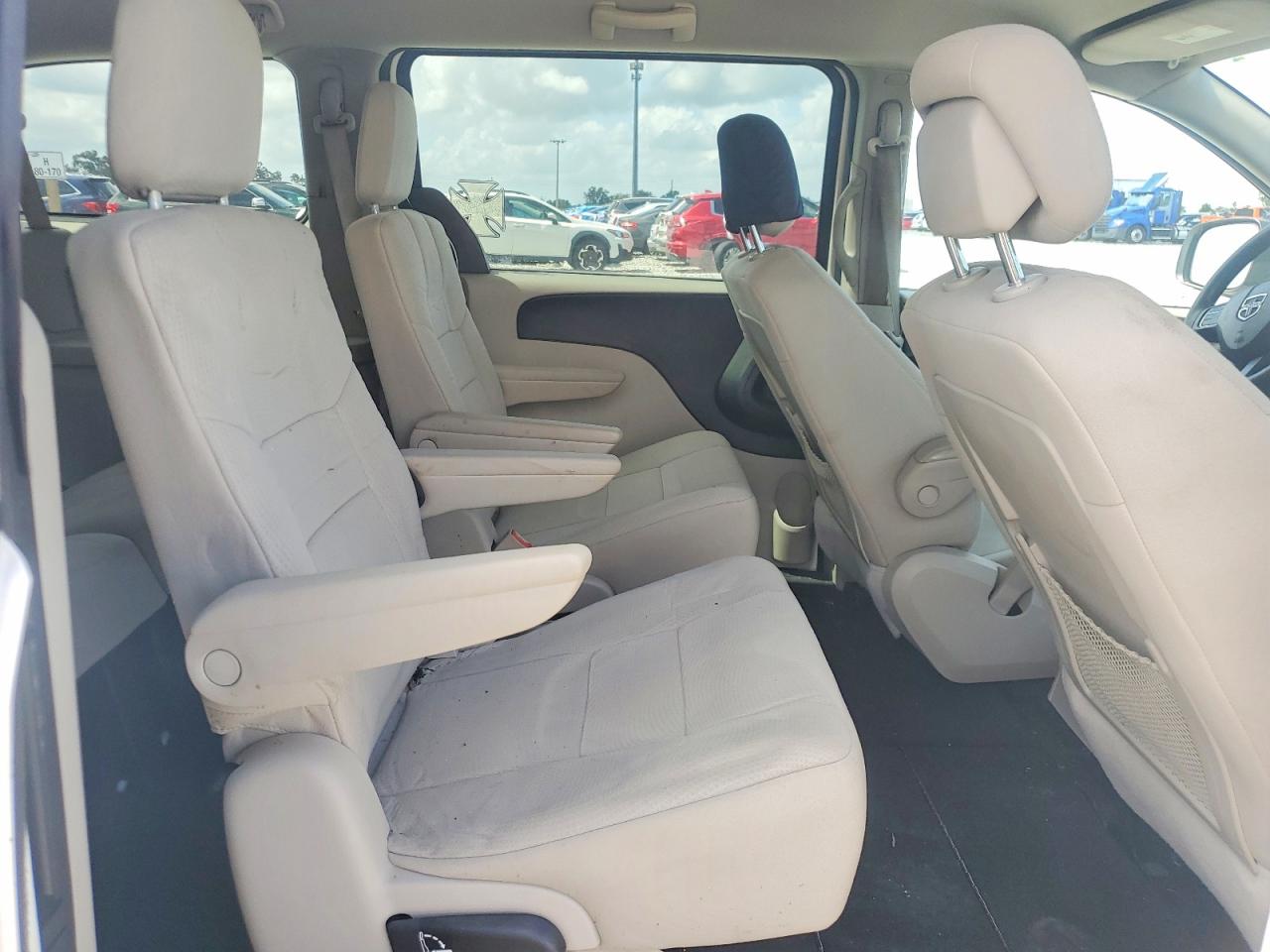 2012 DODGE GRAND CARAVAN SE photo 21