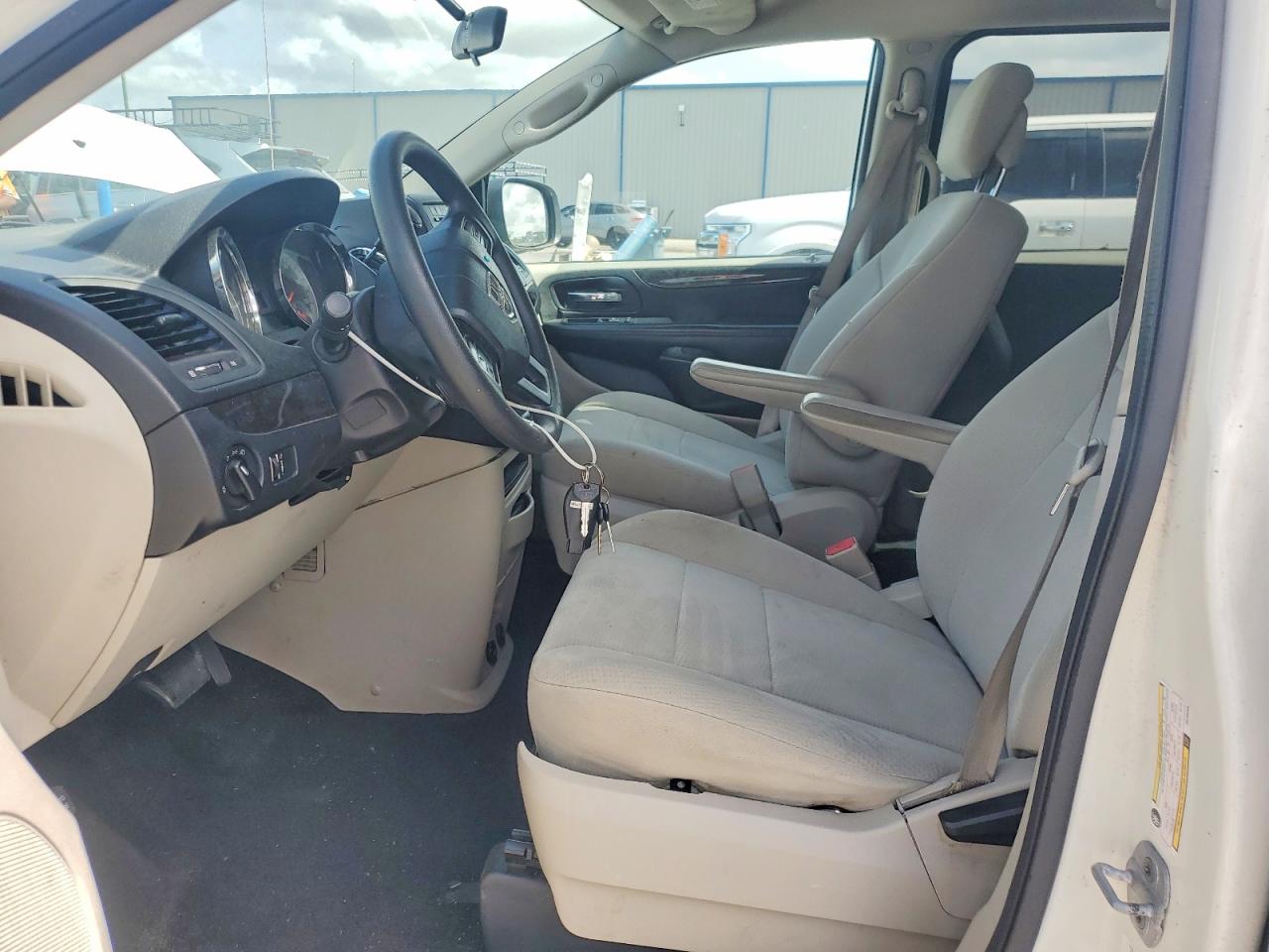 2012 DODGE GRAND CARAVAN SE photo 13