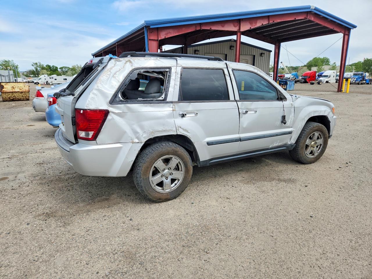 2007 JEEP GRAND CHEROKEE LAREDO photo 5