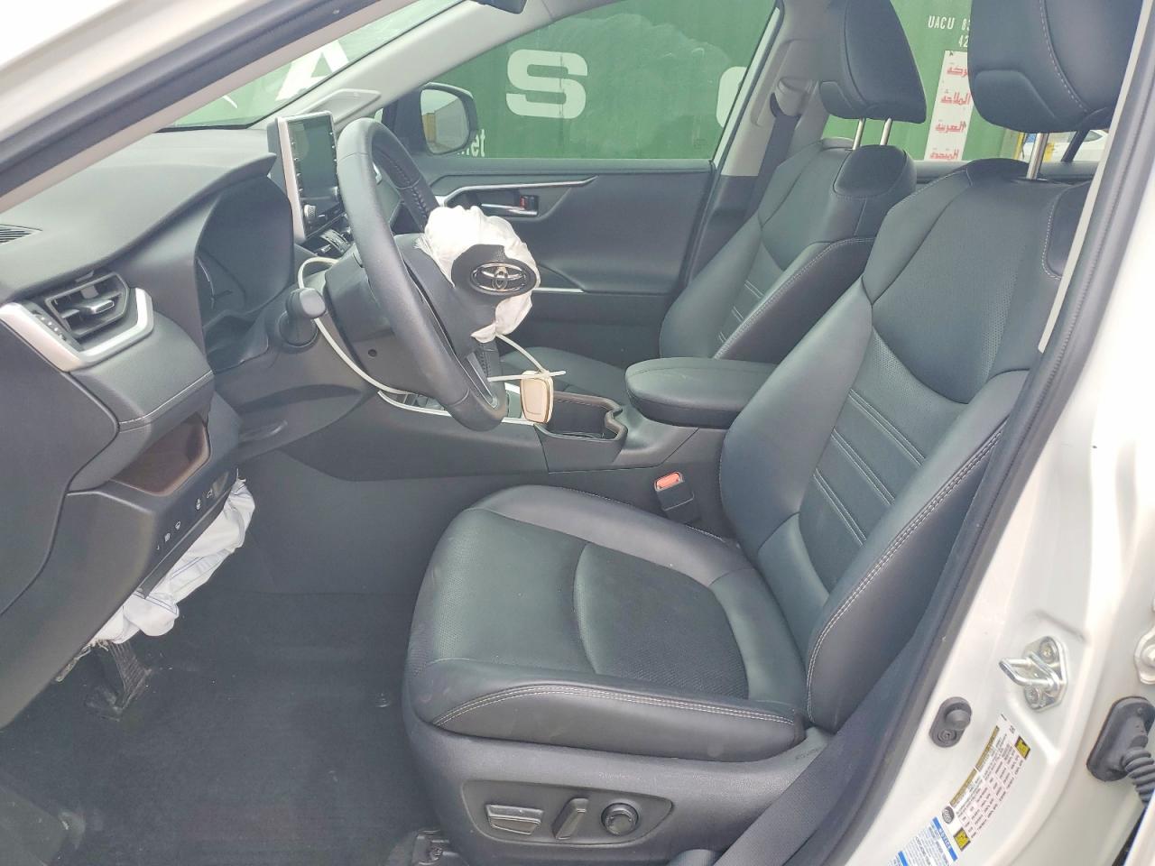 2022 TOYOTA RAV4 LIMITED photo 13