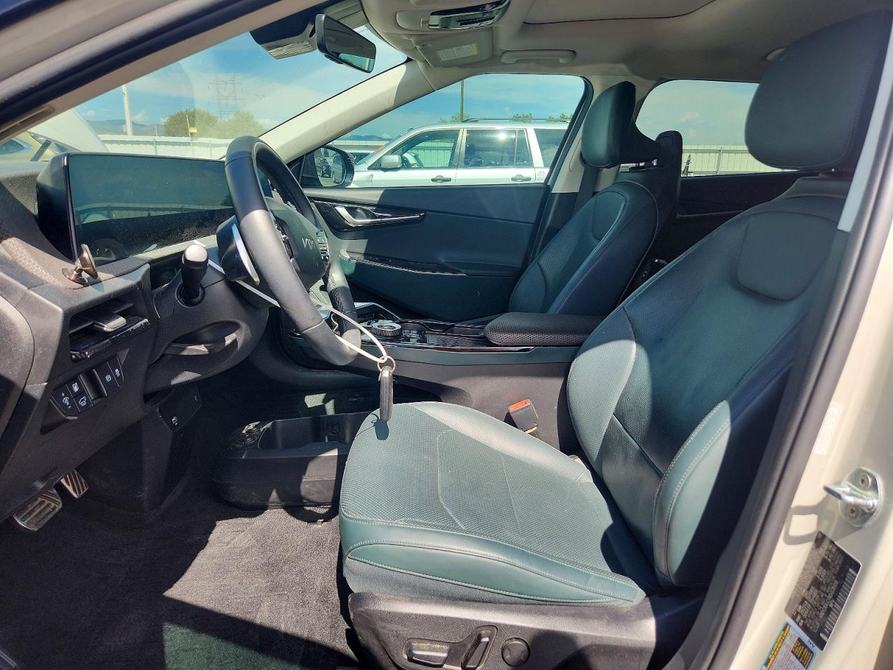 2022 KIA EV6 GT-LINE photo 13