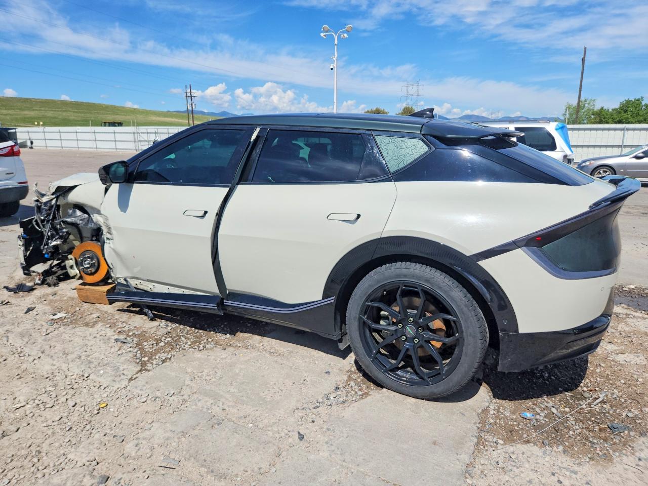 2022 KIA EV6 GT-LINE photo 3