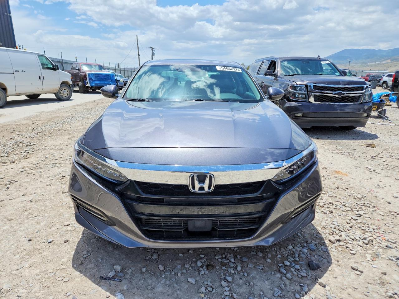 2018 HONDA ACCORD TOURING photo 9