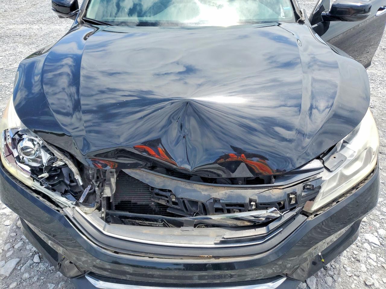 2016 HONDA ACCORD EX photo 21
