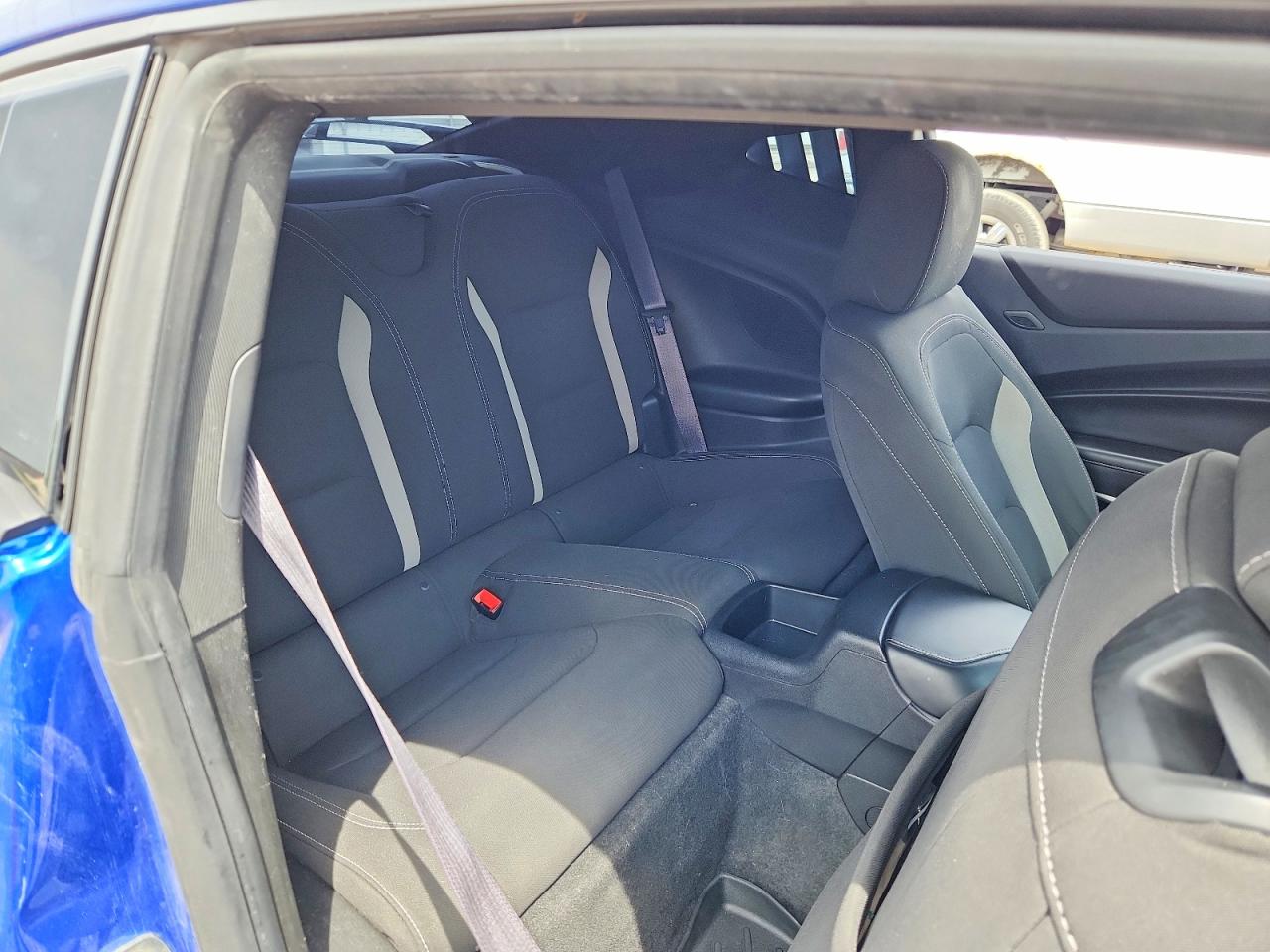 2017 CHEVROLET CAMARO LT photo 19
