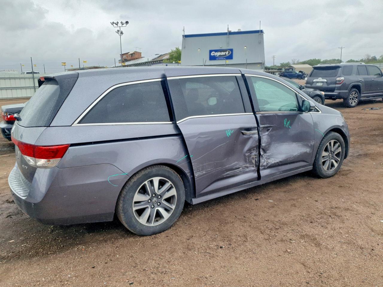 2014 HONDA ODYSSEY TOURING photo 3