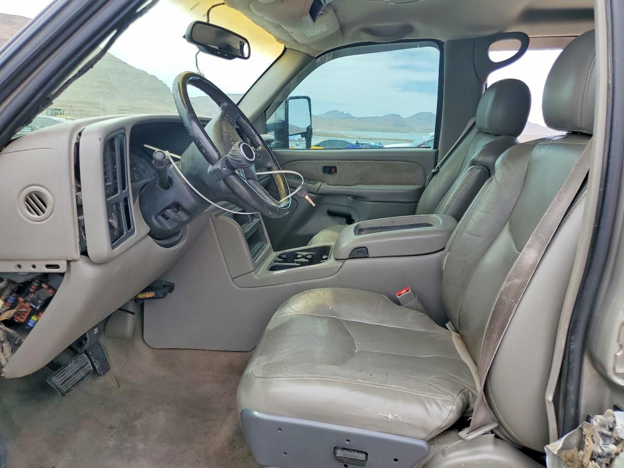2003 CHEVROLET SILVERADO K1500 HEAVY DUTY photo 13