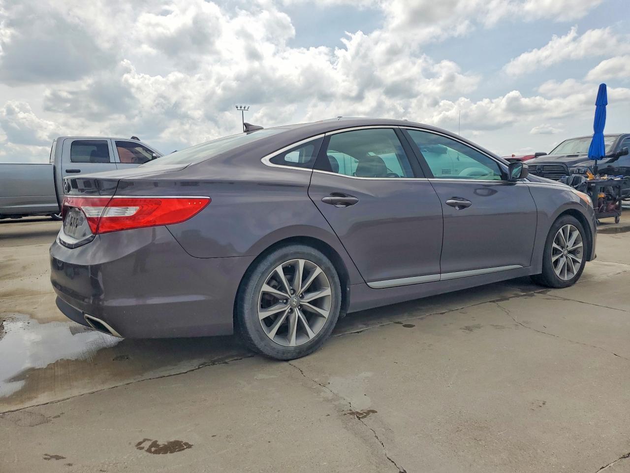 2016 HYUNDAI AZERA photo 5
