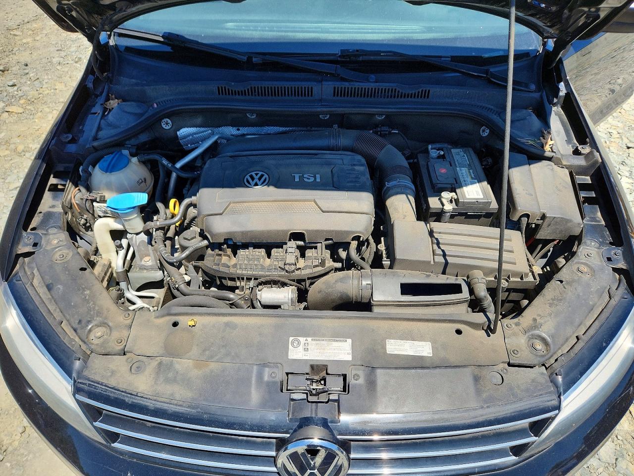 2015 VOLKSWAGEN JETTA SE photo 21