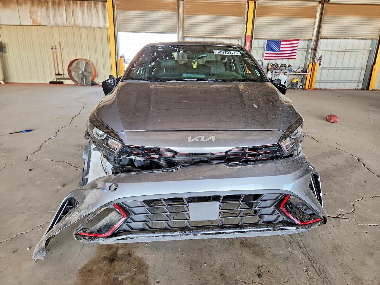 2024 KIA FORTE GT LINE photo 9