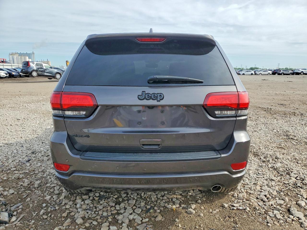 2018 JEEP GRAND CHEROKEE LAREDO photo 6
