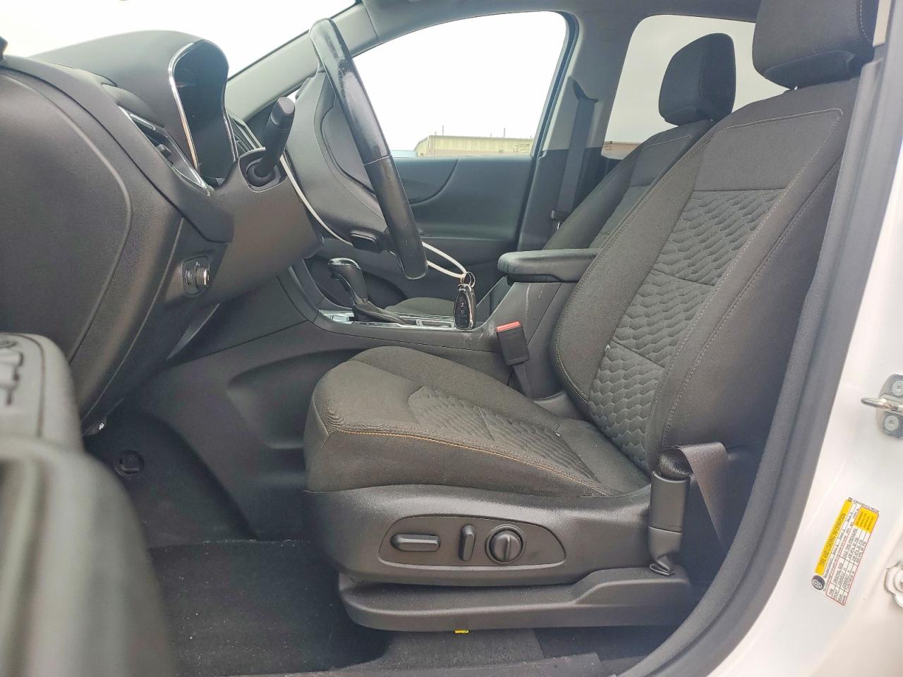 2018 CHEVROLET EQUINOX LT photo 13