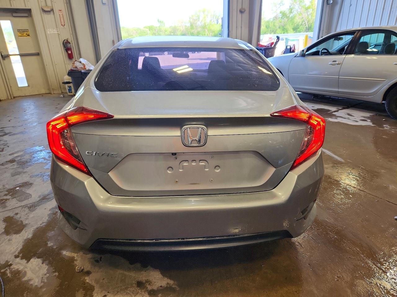 2016 HONDA CIVIC EX photo 16