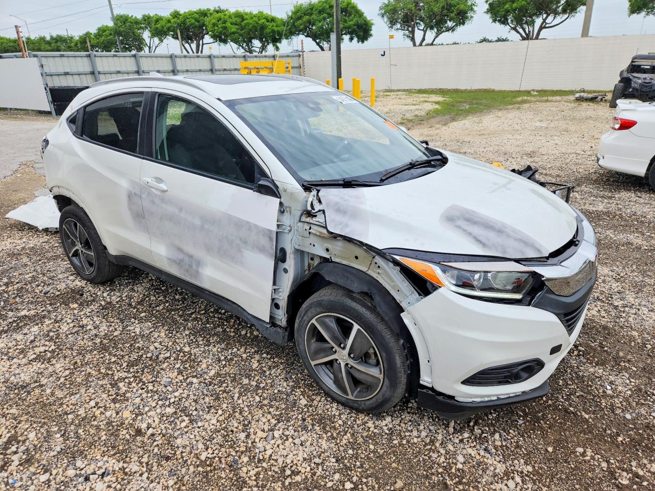 2021 HONDA HR-V EX photo 4
