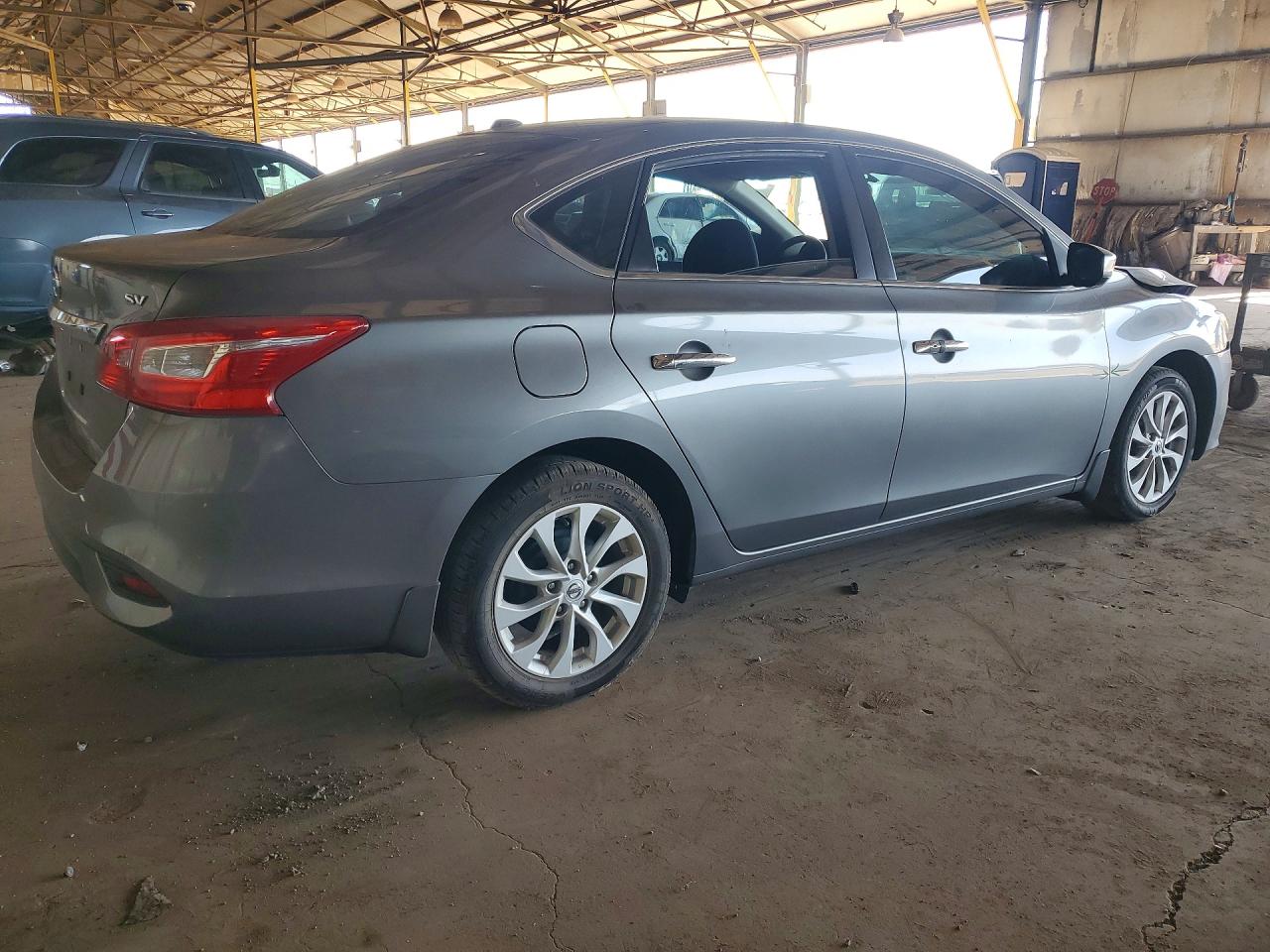 2018 NISSAN SENTRA SV photo 3