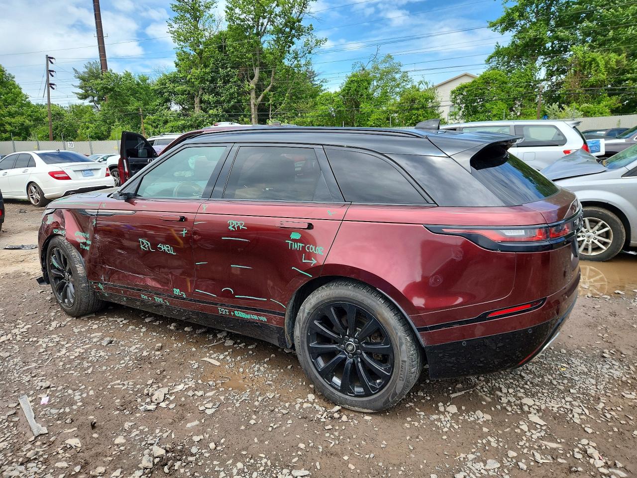 2018 LAND ROVER RANGE ROVER VELAR R-DYNAMIC SE photo 3