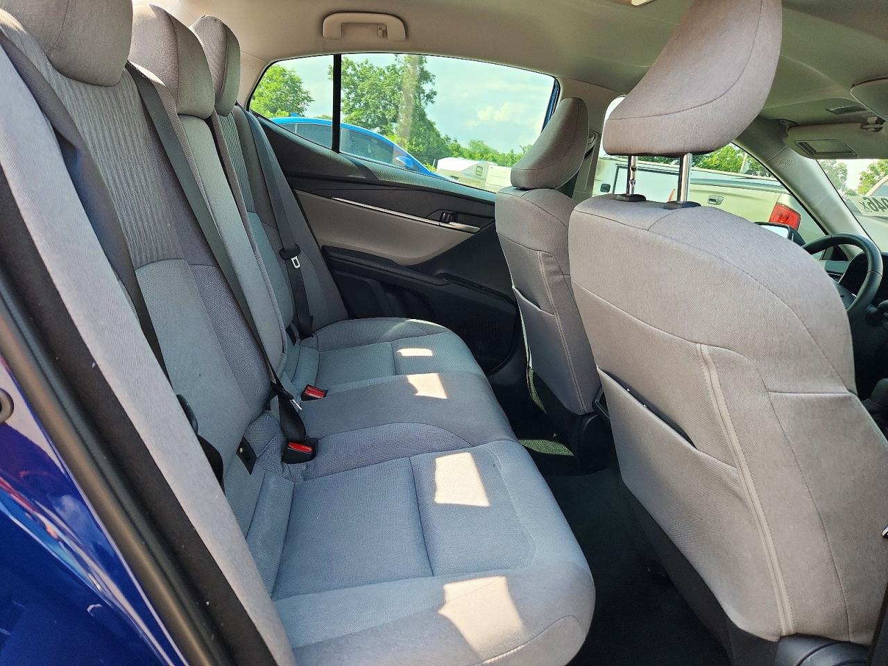 2025 TOYOTA CAMRY LE photo 19