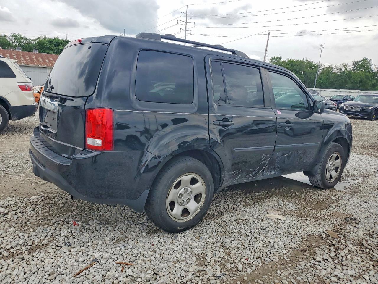 2012 HONDA PILOT LX photo 5