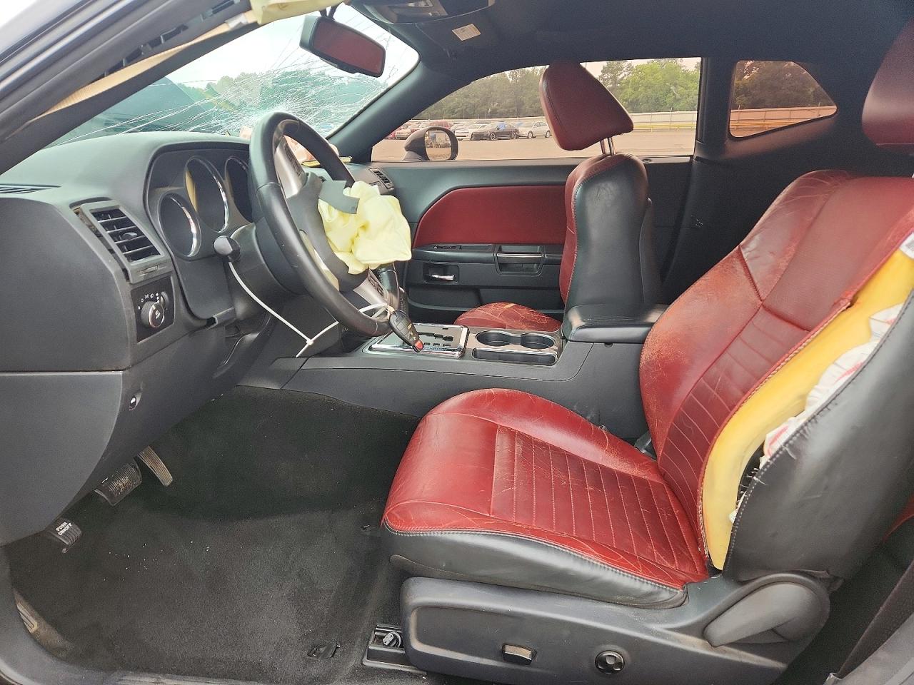 2013 DODGE CHALLENGER SXT photo 19