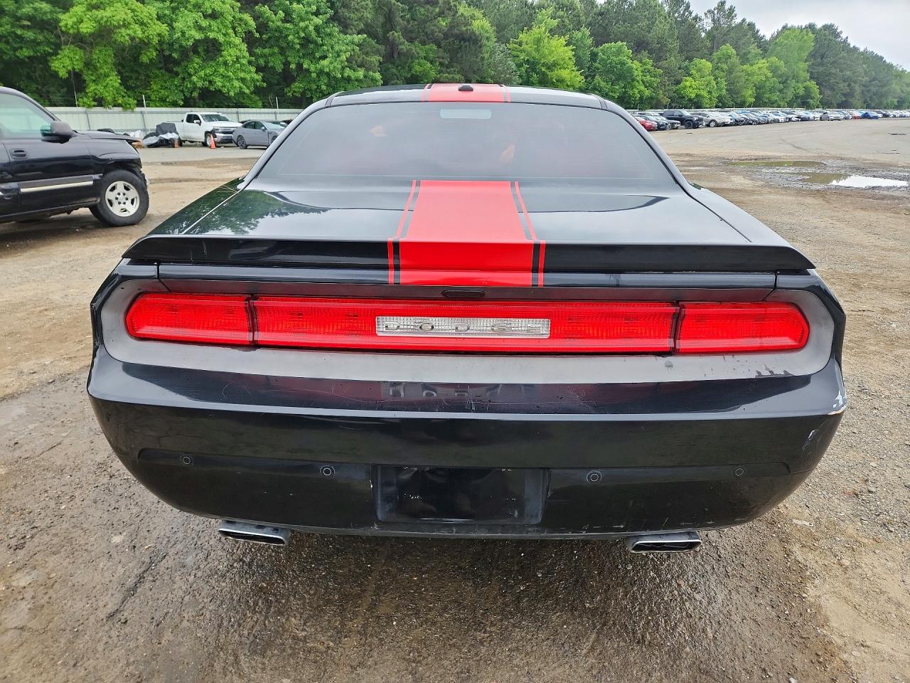 2013 DODGE CHALLENGER SXT photo 16