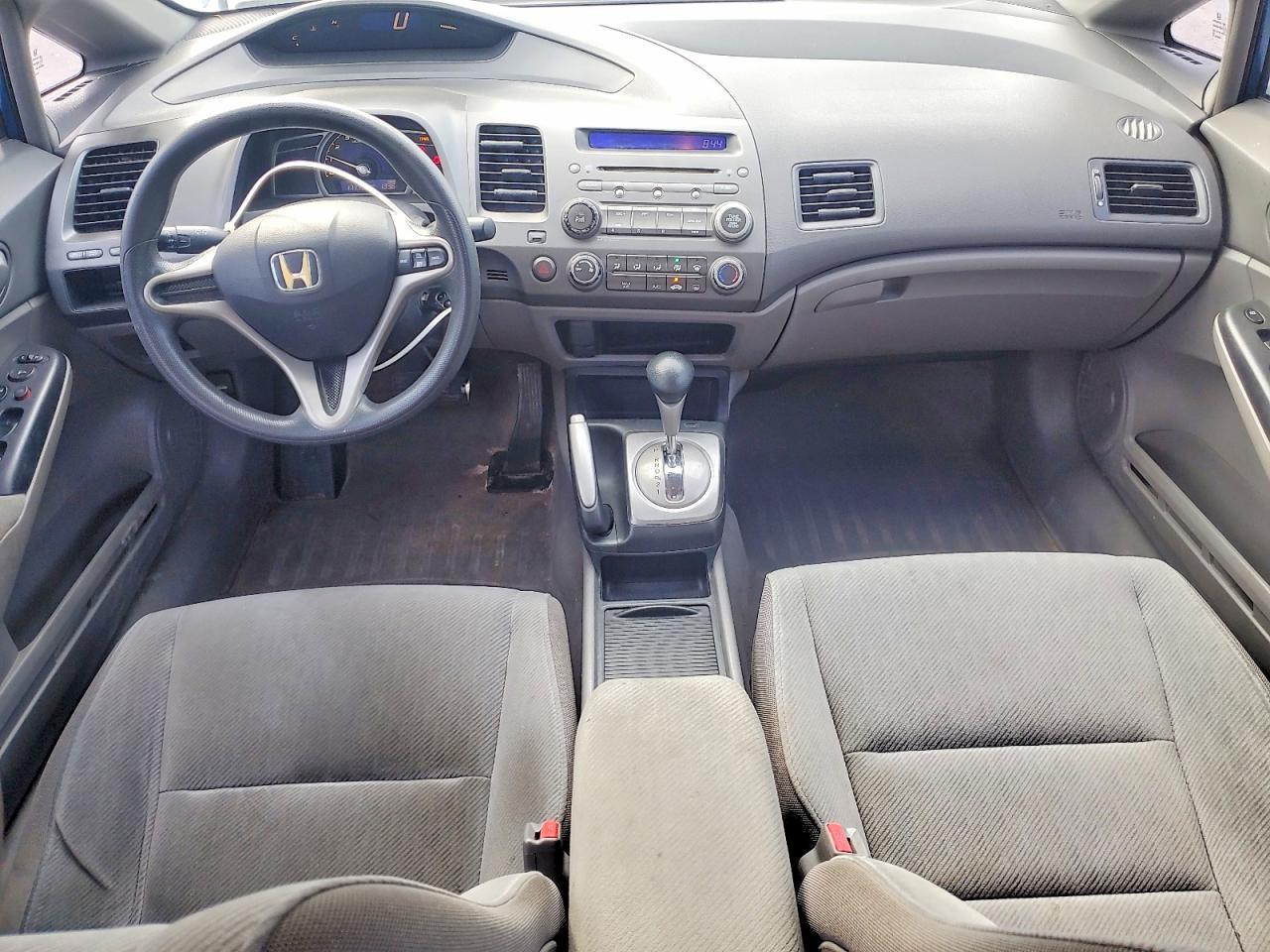 2010 HONDA CIVIC LX photo 22