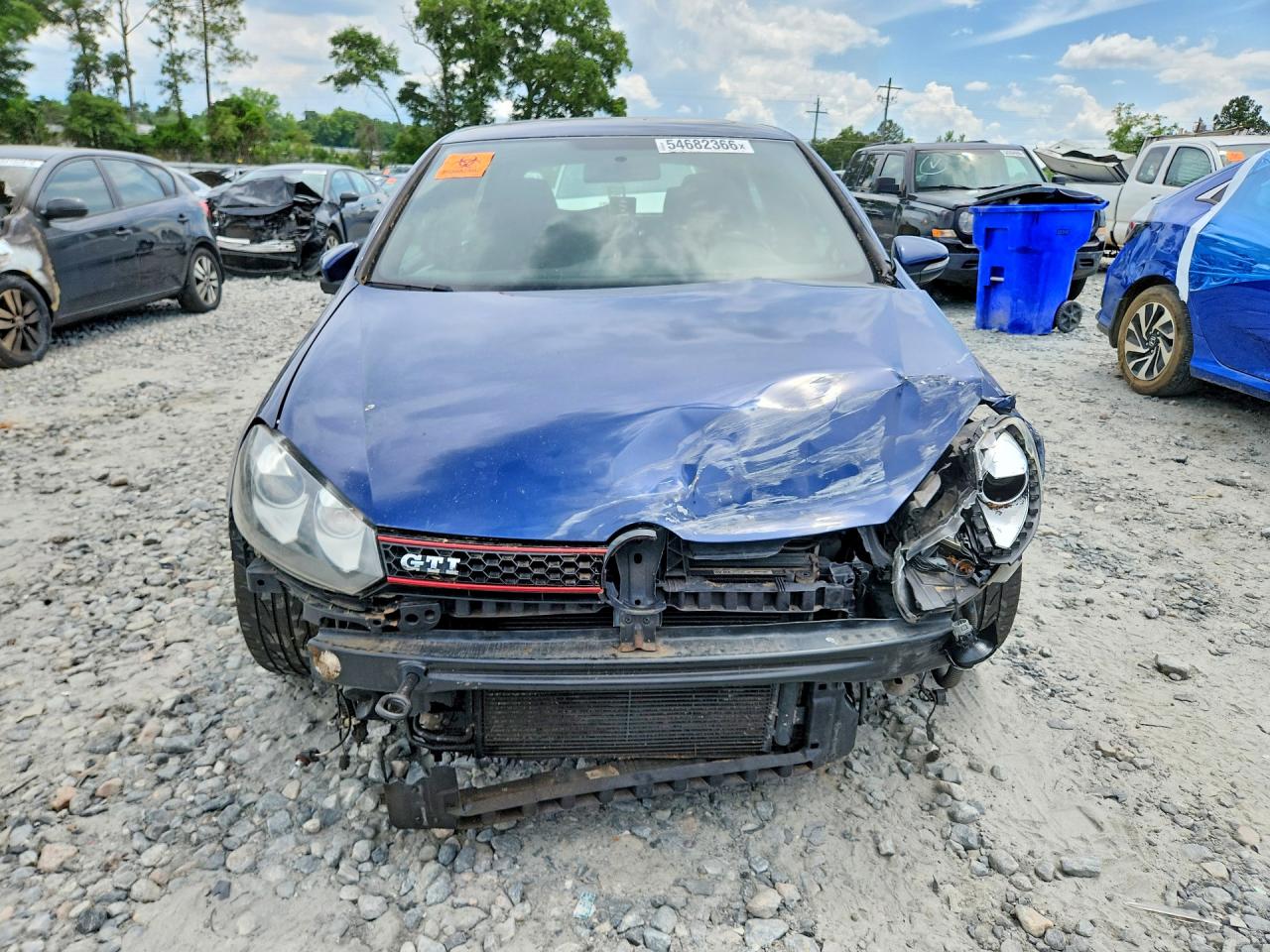 2013 VOLKSWAGEN GTI photo 5