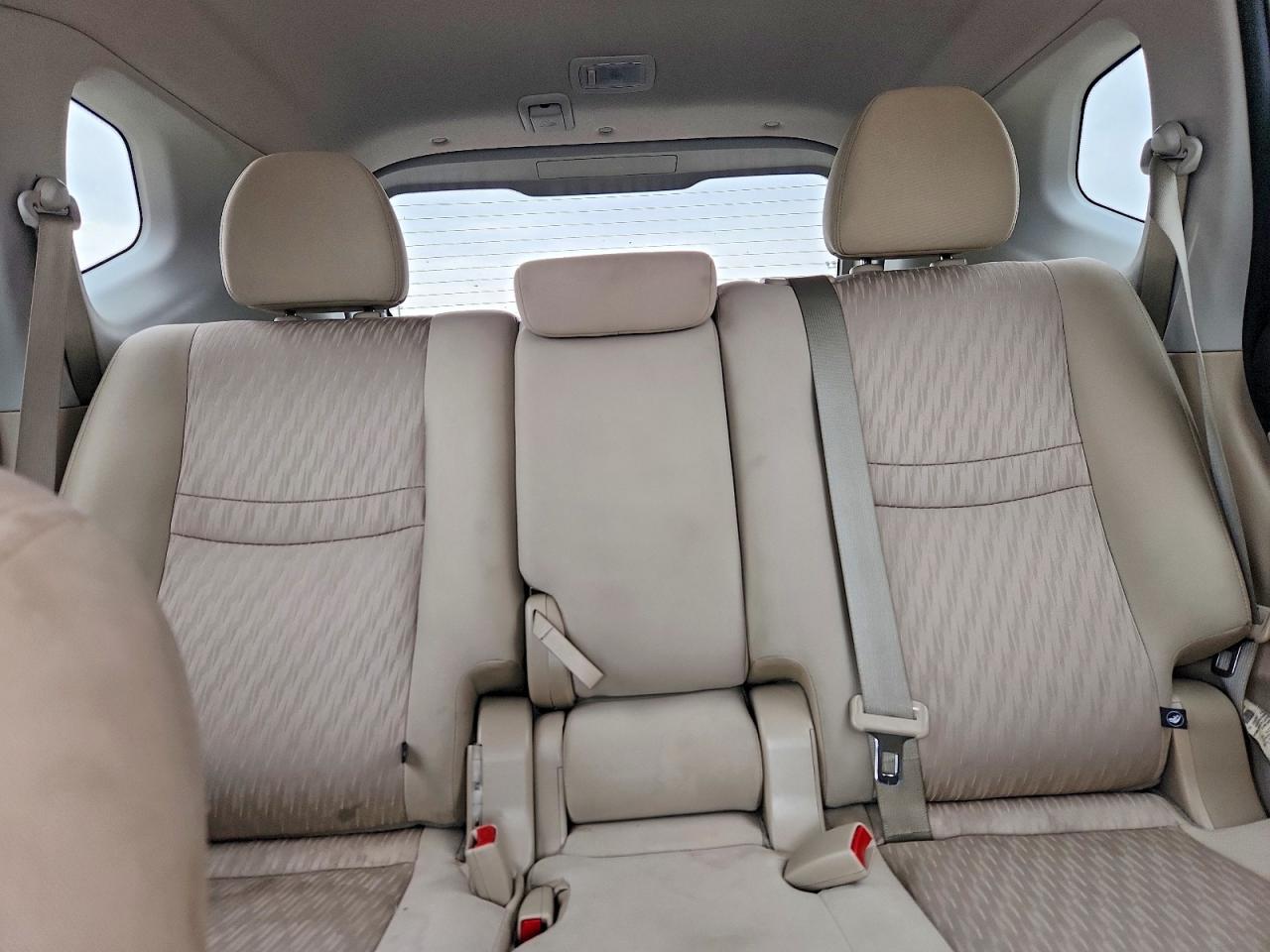2017 NISSAN ROGUE S photo 28