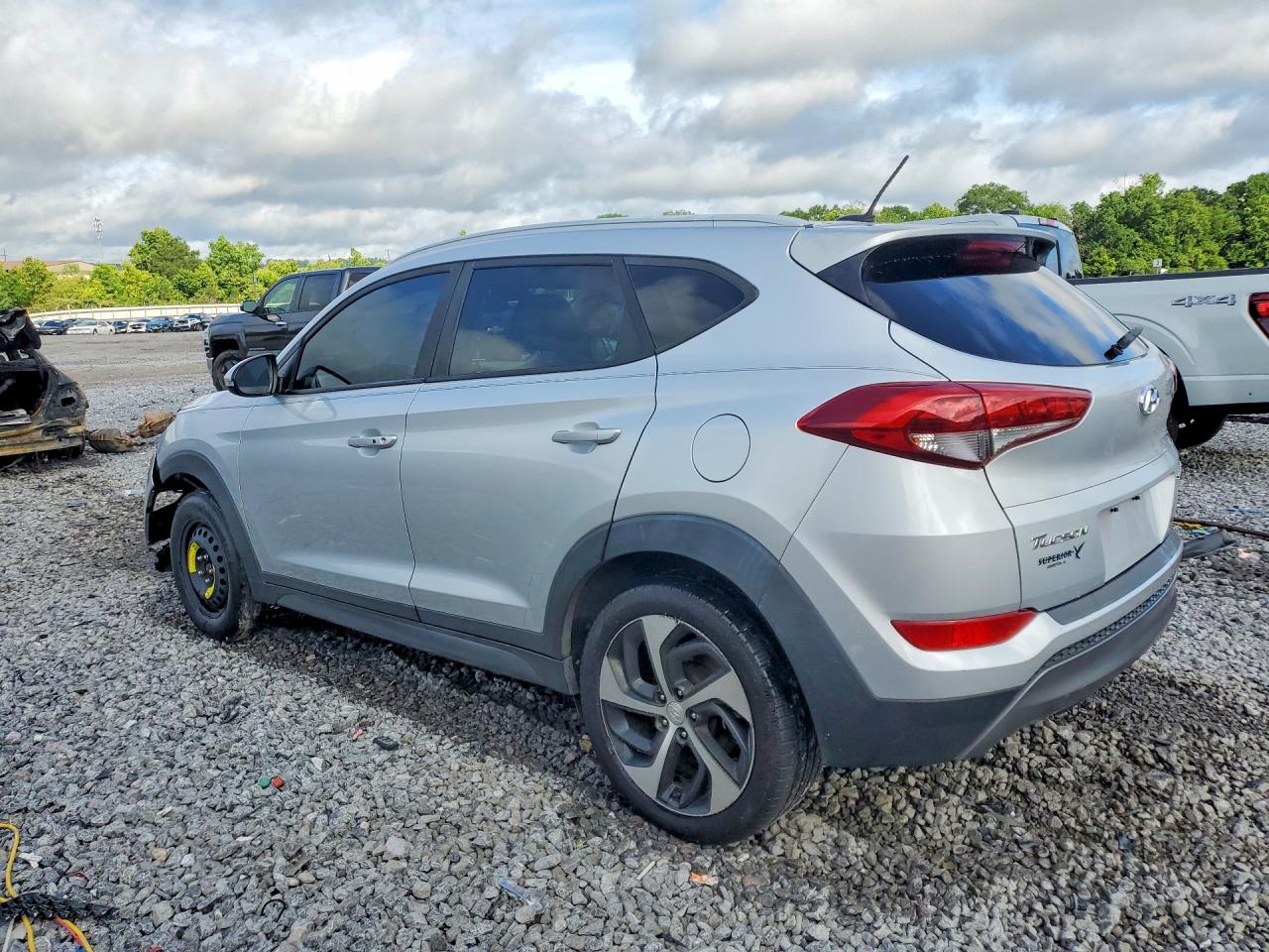 2016 HYUNDAI TUCSON SPORT photo 3