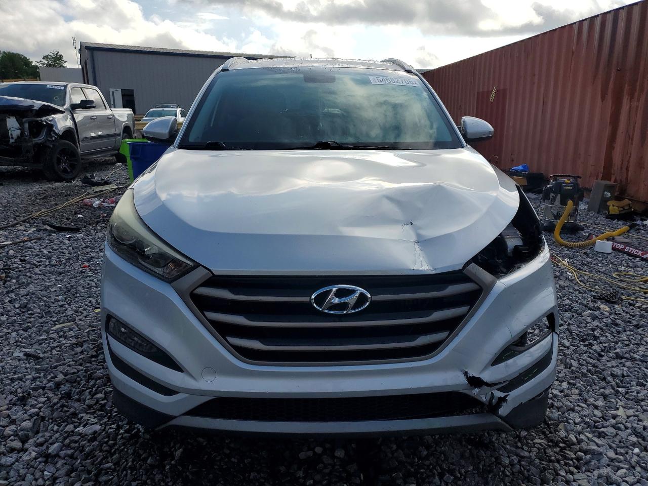 2016 HYUNDAI TUCSON SPORT photo 9