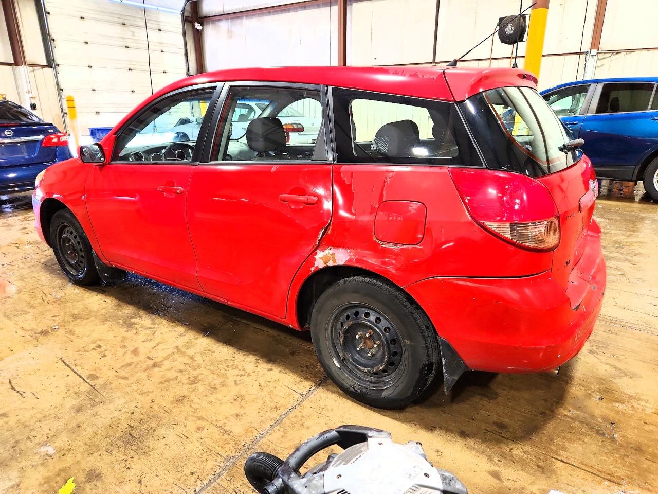 2003 TOYOTA COROLLA MATRIX XR photo 3
