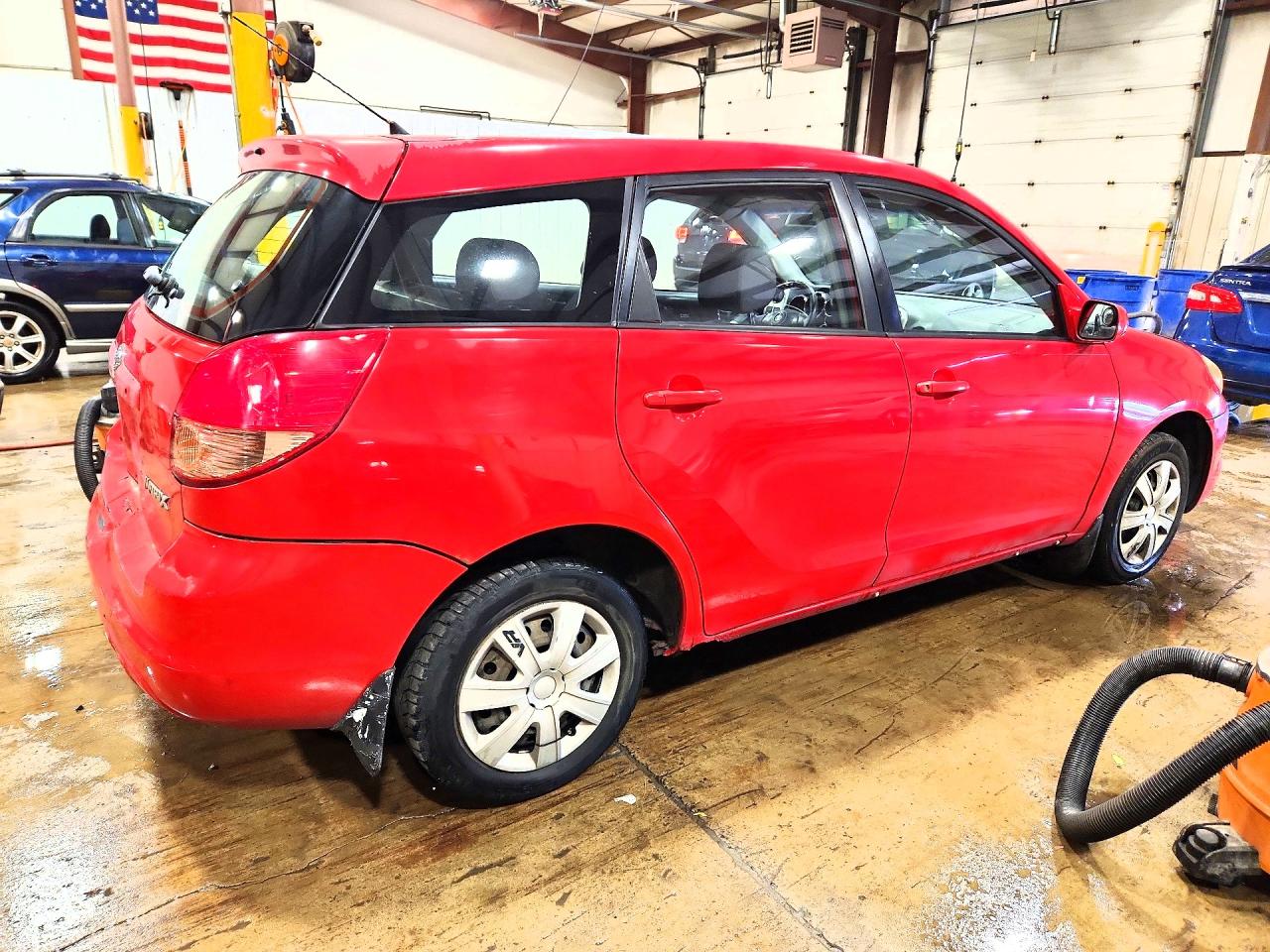 2003 TOYOTA COROLLA MATRIX XR photo 5