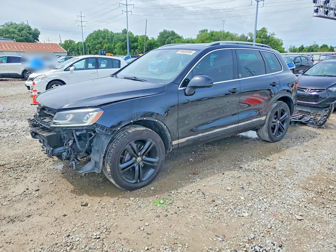 2017 VOLKSWAGEN TOUAREG
