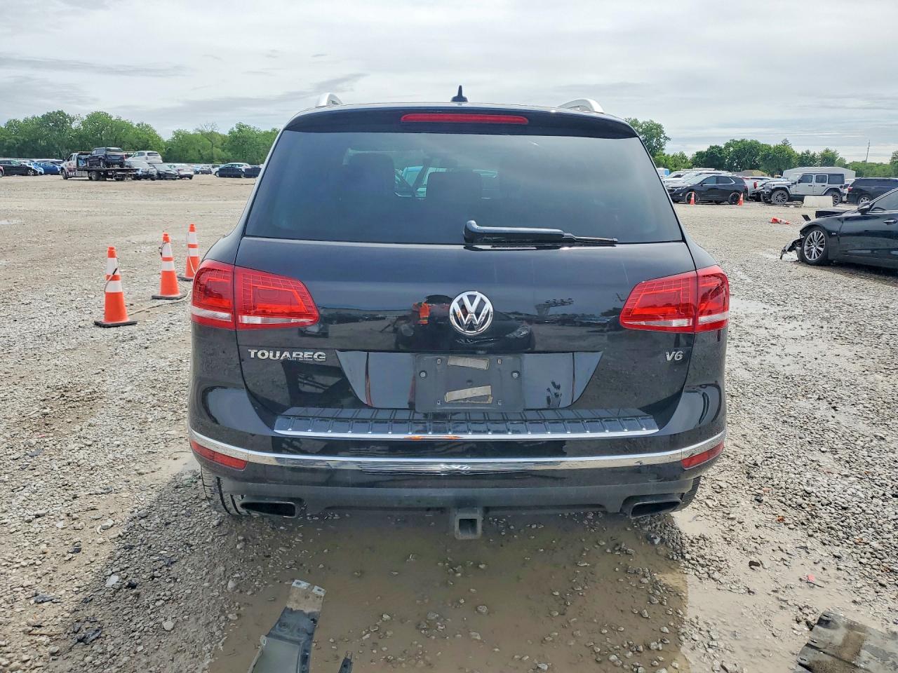 2017 VOLKSWAGEN TOUAREG WOLFSBURG photo 6