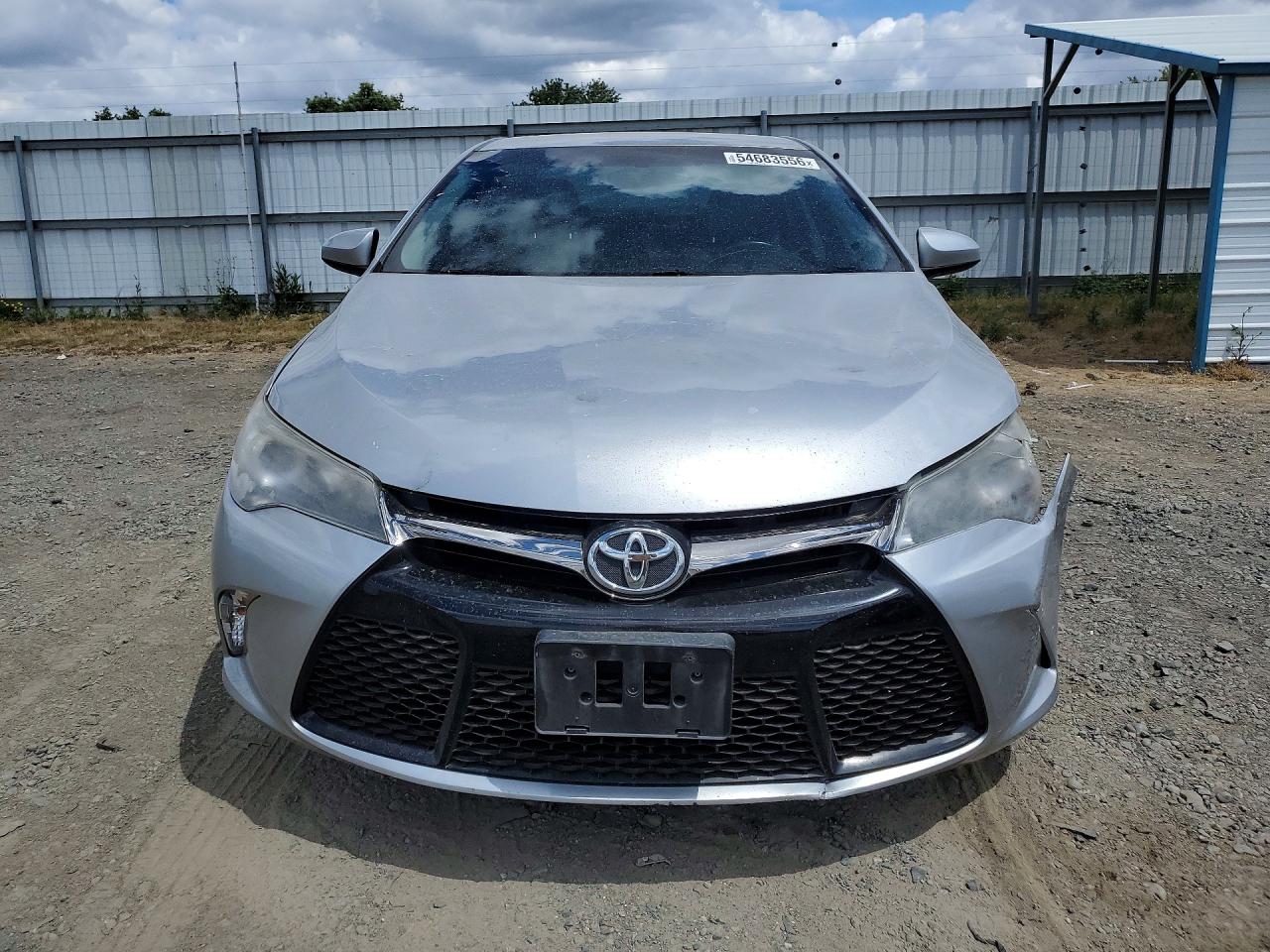 2017 TOYOTA CAMRY SE photo 5