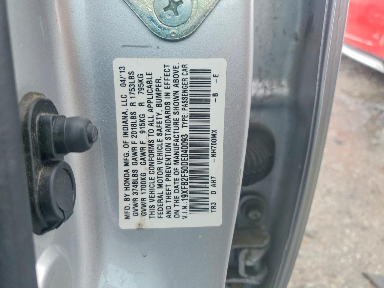 2013 HONDA CIVIC LX photo 12