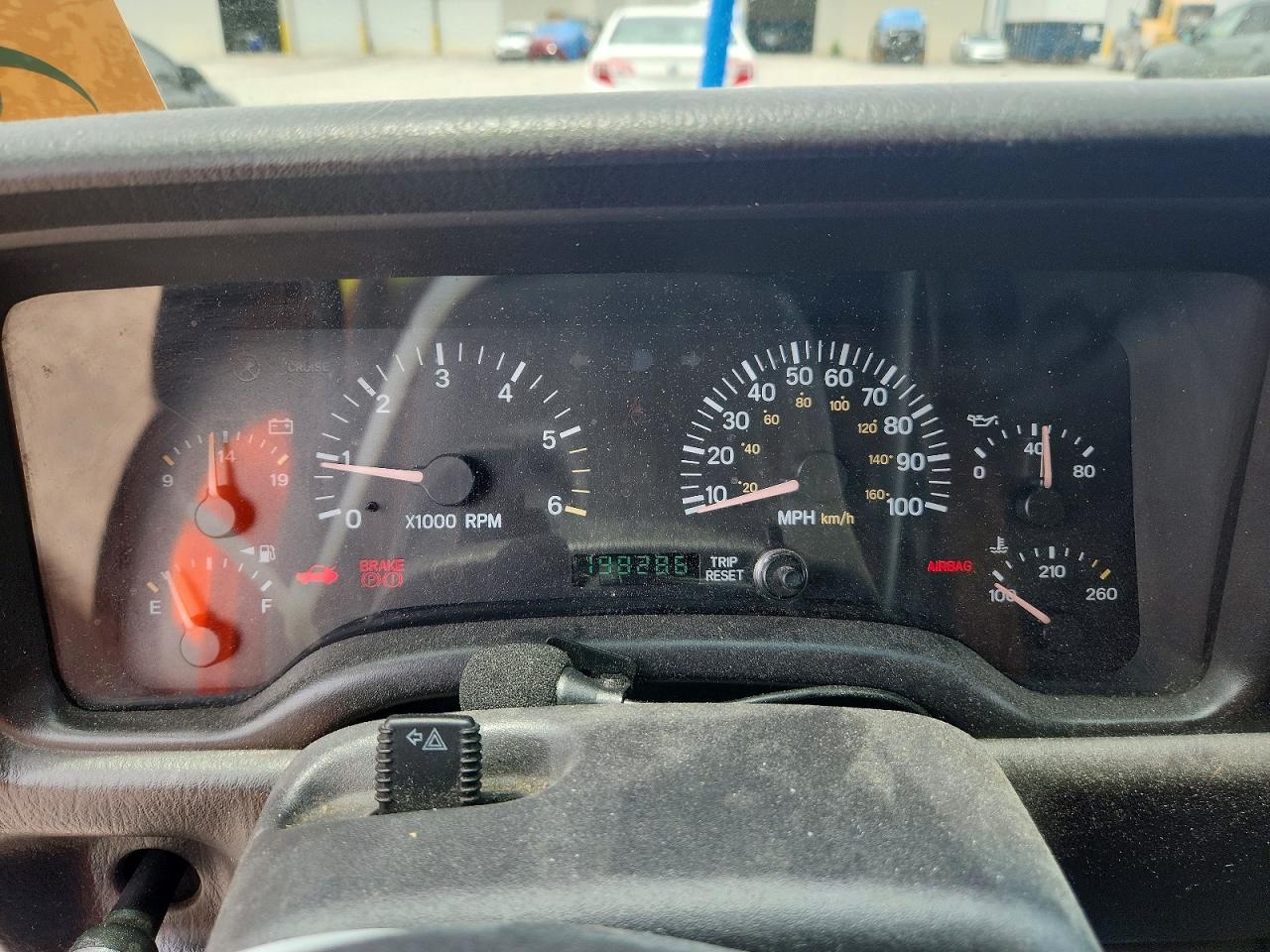 2000 JEEP CHEROKEE SPORT photo 25