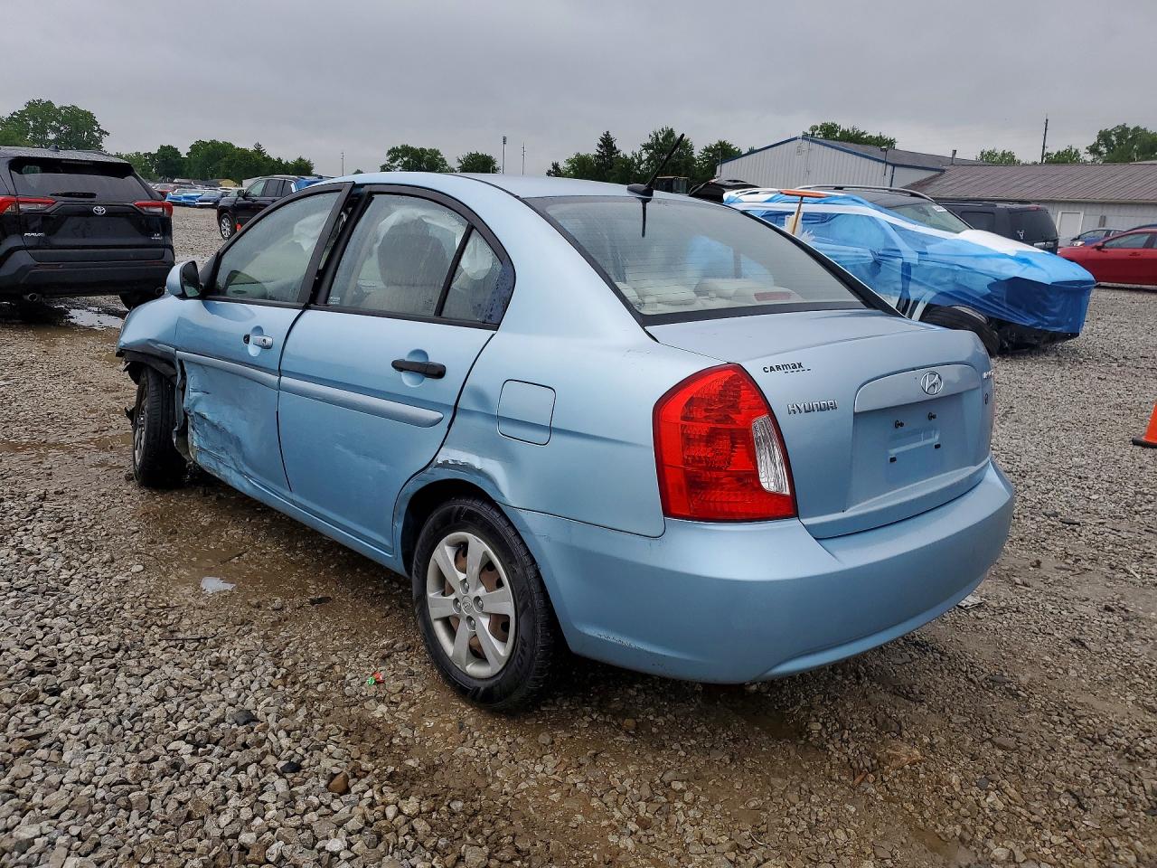 2010 HYUNDAI ACCENT GLS photo 2