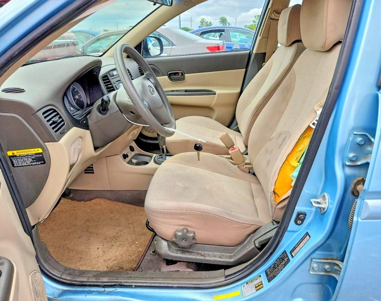 2010 HYUNDAI ACCENT GLS photo 7