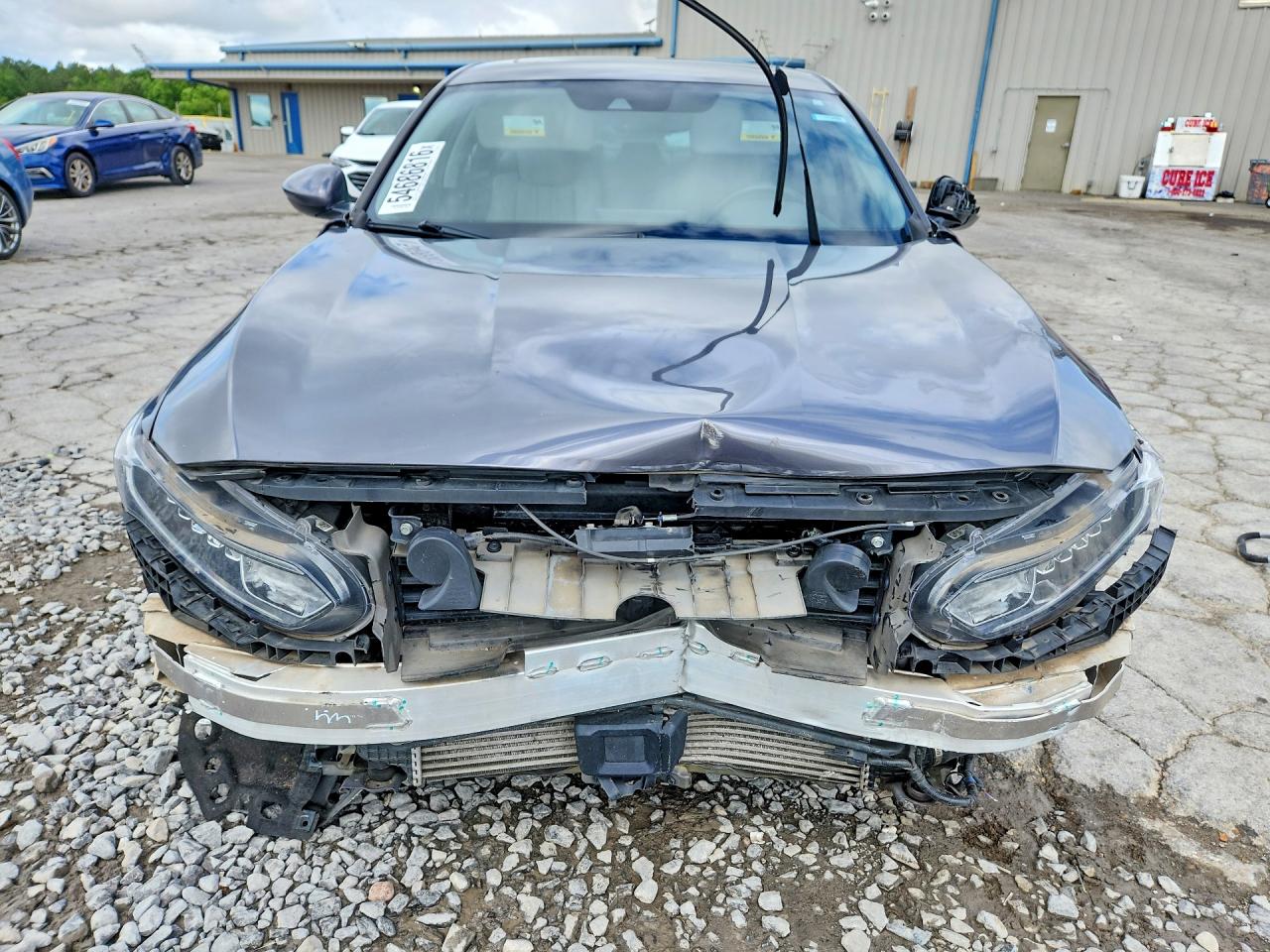 2018 HONDA ACCORD EXL photo 9