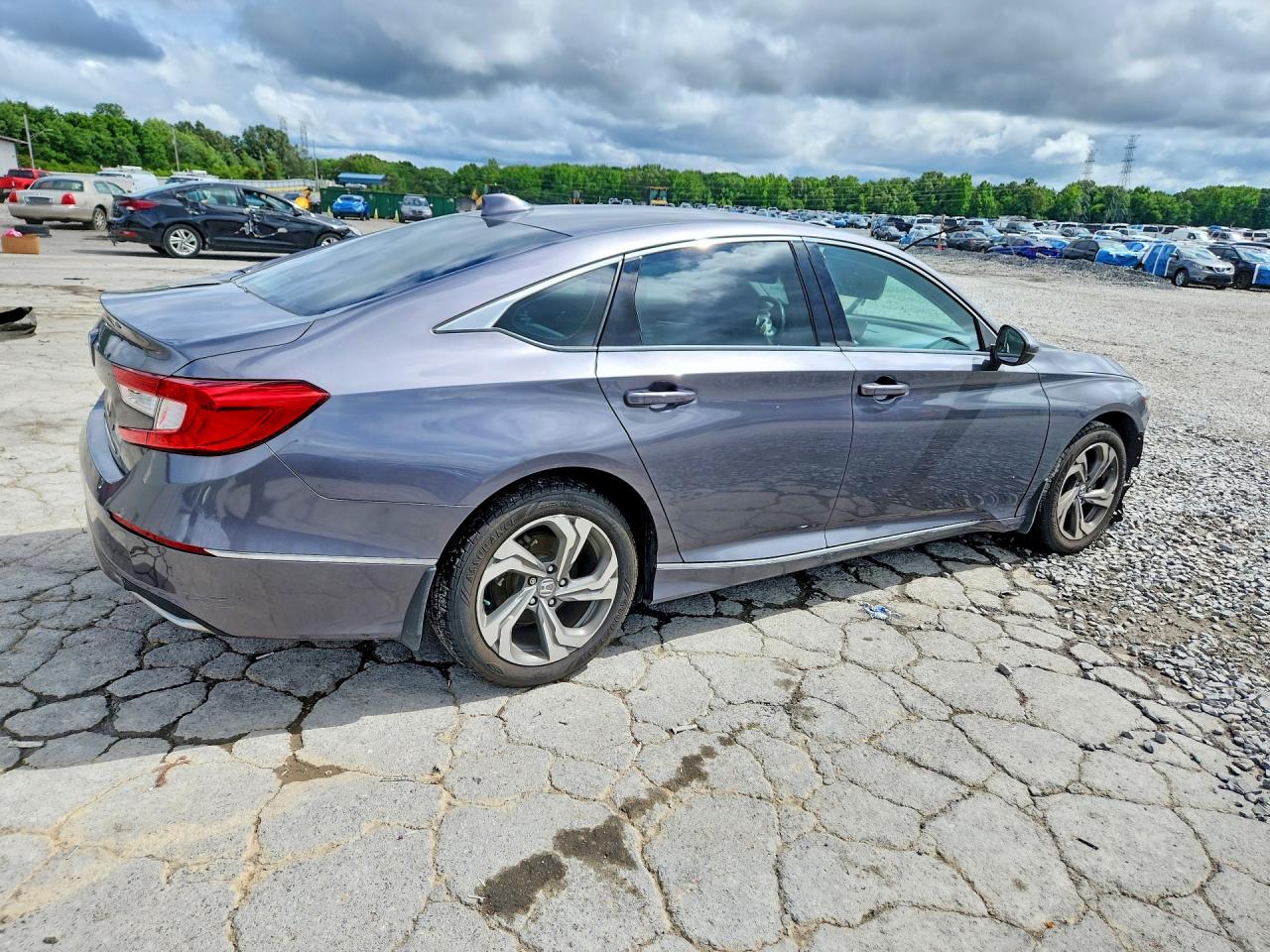 2018 HONDA ACCORD EXL photo 5