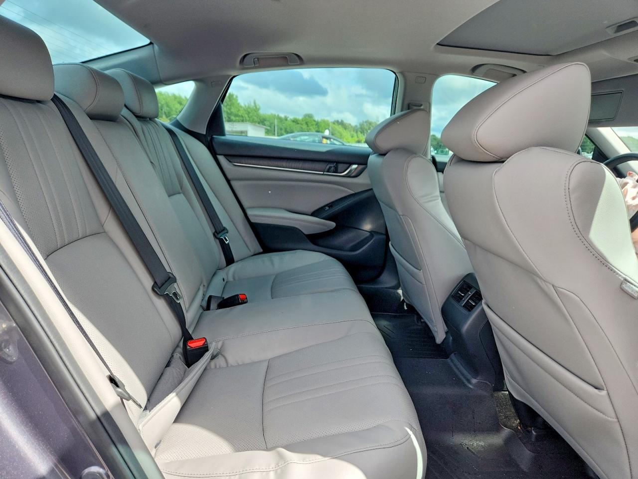 2018 HONDA ACCORD EXL photo 19