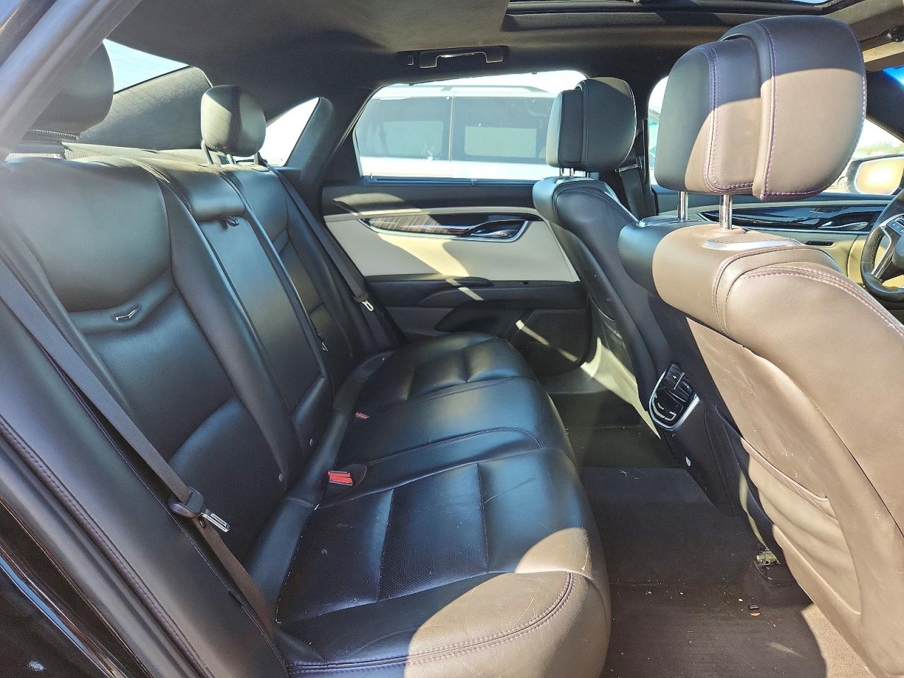 2013 CADILLAC XTS PLATINUM photo 10