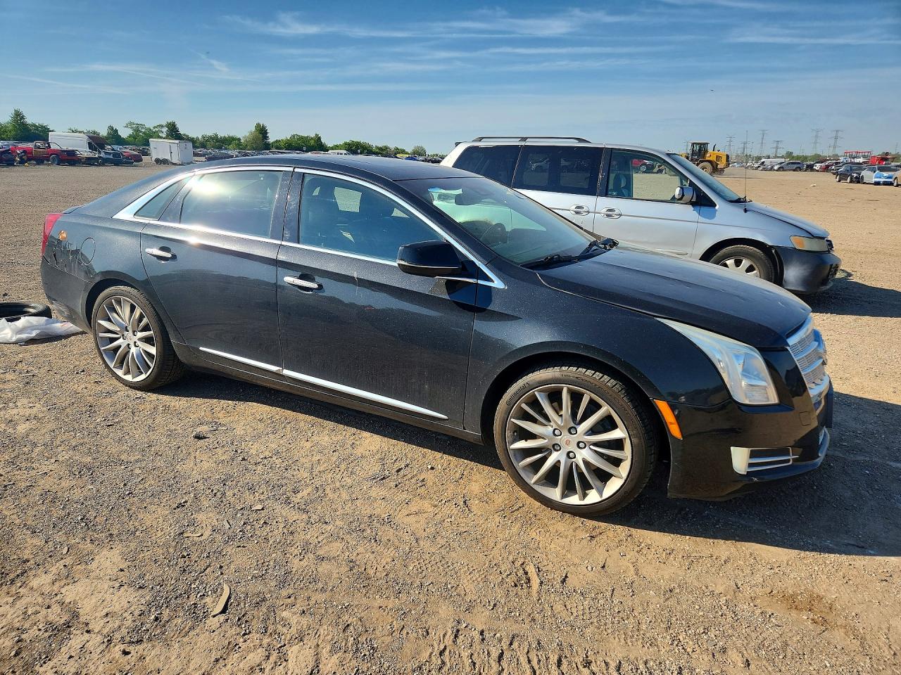 2013 CADILLAC XTS PLATINUM photo 4