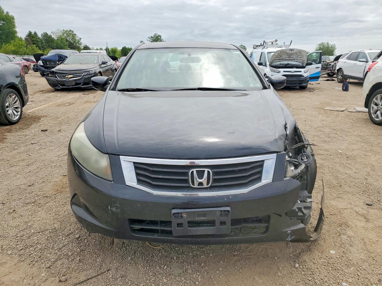 2010 HONDA ACCORD LX photo 9
