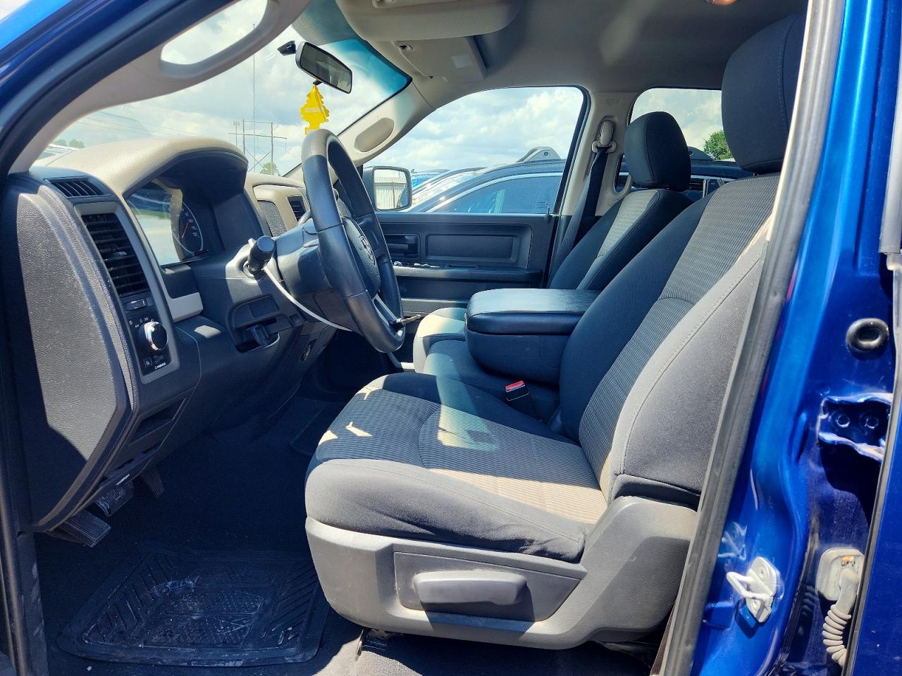 2011 DODGE RAM 1500 photo 13