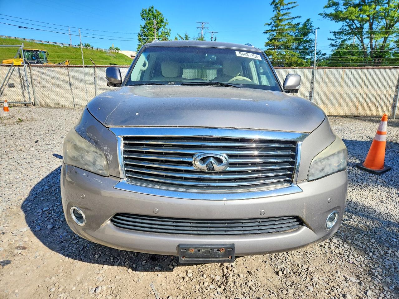 2013 INFINITI QX56 BASE photo 13