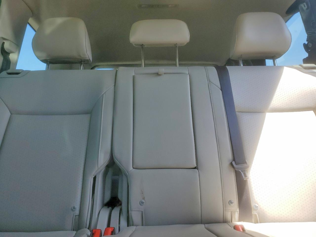 2018 VOLKSWAGEN ATLAS SEL photo 28